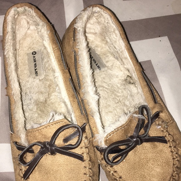 Slip on shoe - Picture 3 of 5